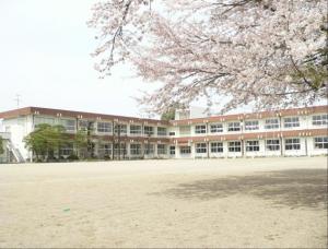 中島村立滑津小学校