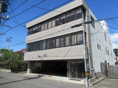 三立土建社屋