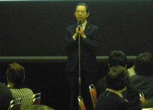 知事写真