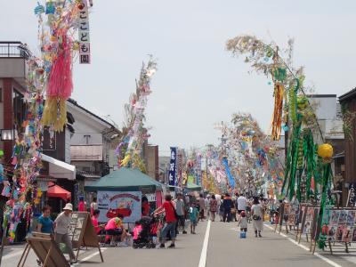 「レトロ横町」で賑わうふれあい通り