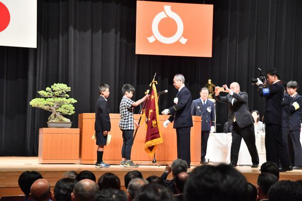 本郷小学校