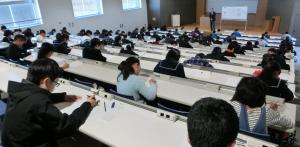 算数・数学ジュニアオリンピックの様子２