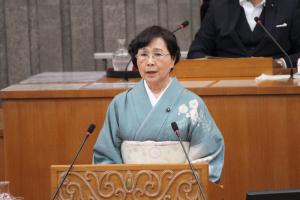 代表質問（阿部裕美子議員）  