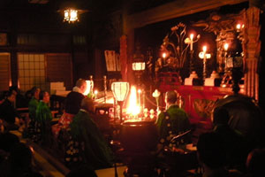 護摩祈祷の様子