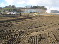 経営体育成基盤整備事業により区画整理の工事を行っている写真