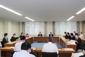 公立大学法人中期目標調査検討委員会（第3回）の写真