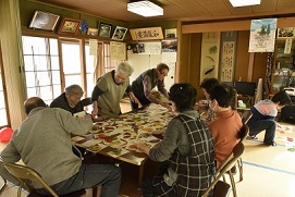 活動の様子　かるた