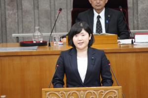 大橋沙織議員の写真