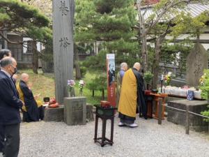 碑前祭の様子２