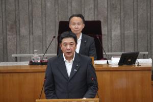 山内長議員の写真