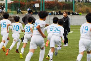 岩渕亜依さんによるサッカー教室1