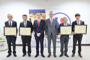 令和７年福島県春季鑑評会知事賞受賞式写真2