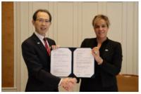 MOU更新ツーショット