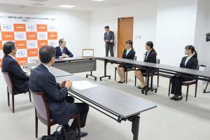 加盟式の様子