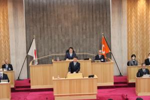 一般質問（安田成一議員）の写真