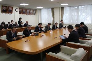 各派交渉会の写真