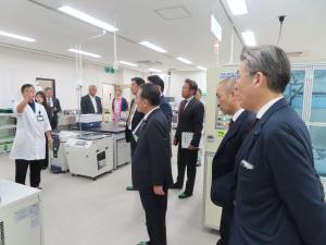 農林水産委員会の現地調査の写真