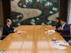 愛知県知事表敬訪問写真1