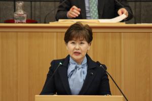 一般質問（水野さちこ議員）の写真
