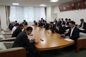 議会運営委員会の写真