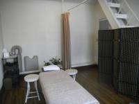 報徳指圧店舗内