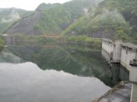 東山ダムの夏