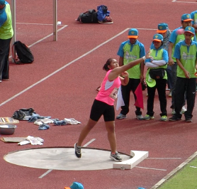 女子砲丸投げの選手たち